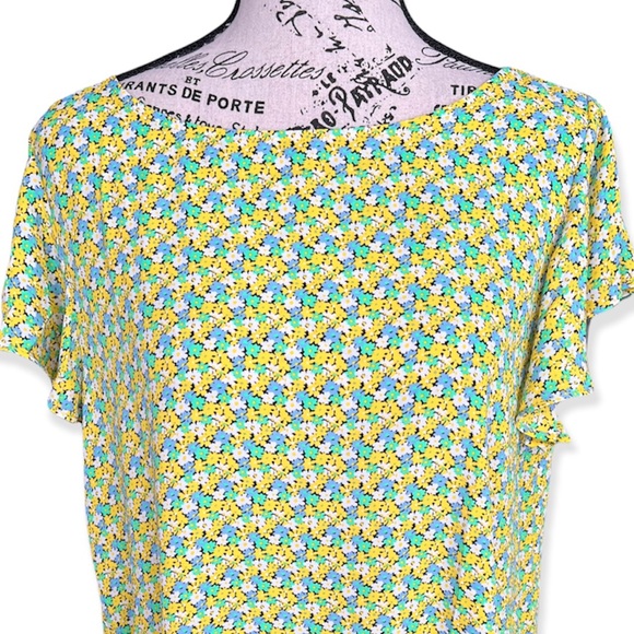 Loft Top - Picture 4 of 11